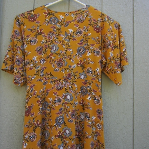 Studio B Dress by Bobeau Angel‎ Sleeve Wrap Womens 2X Yellow  Floral Hi-Lo Hem - Picture 6 of 14